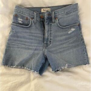 Madewell denim shorts!